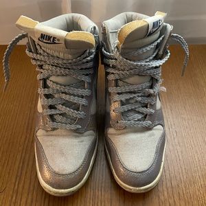 Nike dunks women
